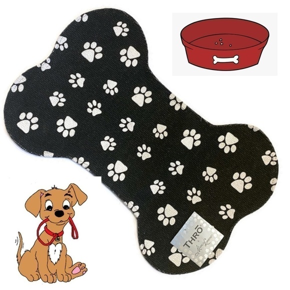 Puppy 🐶 Dog Woven Bone Shaped Food Carpet NWT - Picture 1 of 4